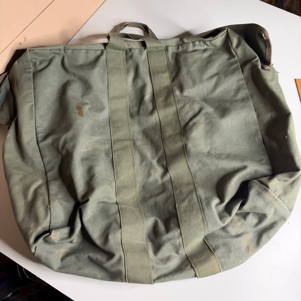 Vintage 1983 US Military Flyers Kit Bag Olive Drab Canvas Aviator Duffle Bag